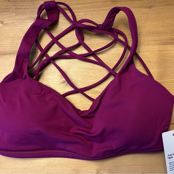 NWT Lululemon Sports Bra - “Free to Be Bra - Wild” Size 4 - Picture 3 of 6